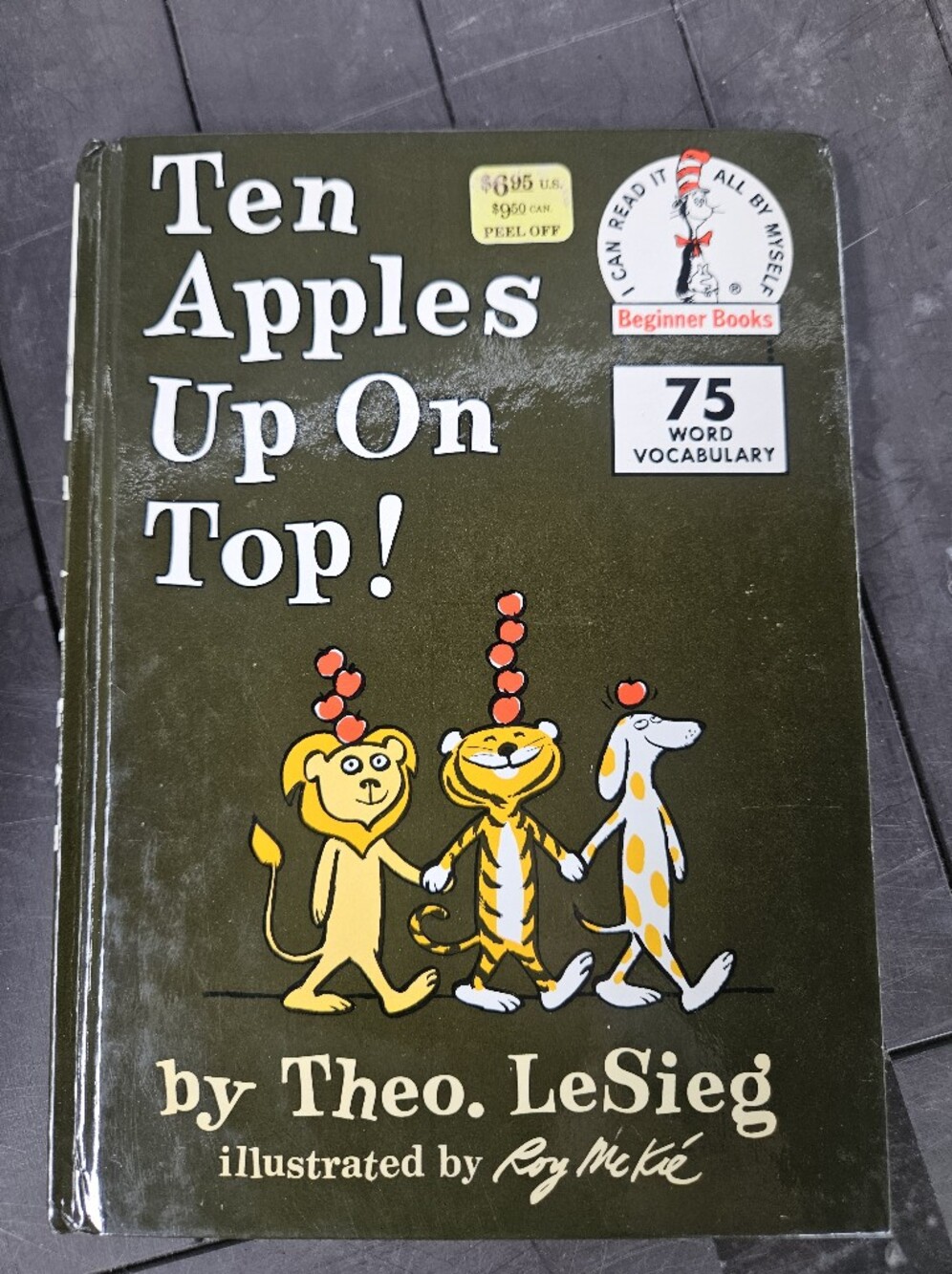 Ten Apples Up On Top! by Theo. LeSieg (Dr. Seuss) – Hardcover Beginner Book –